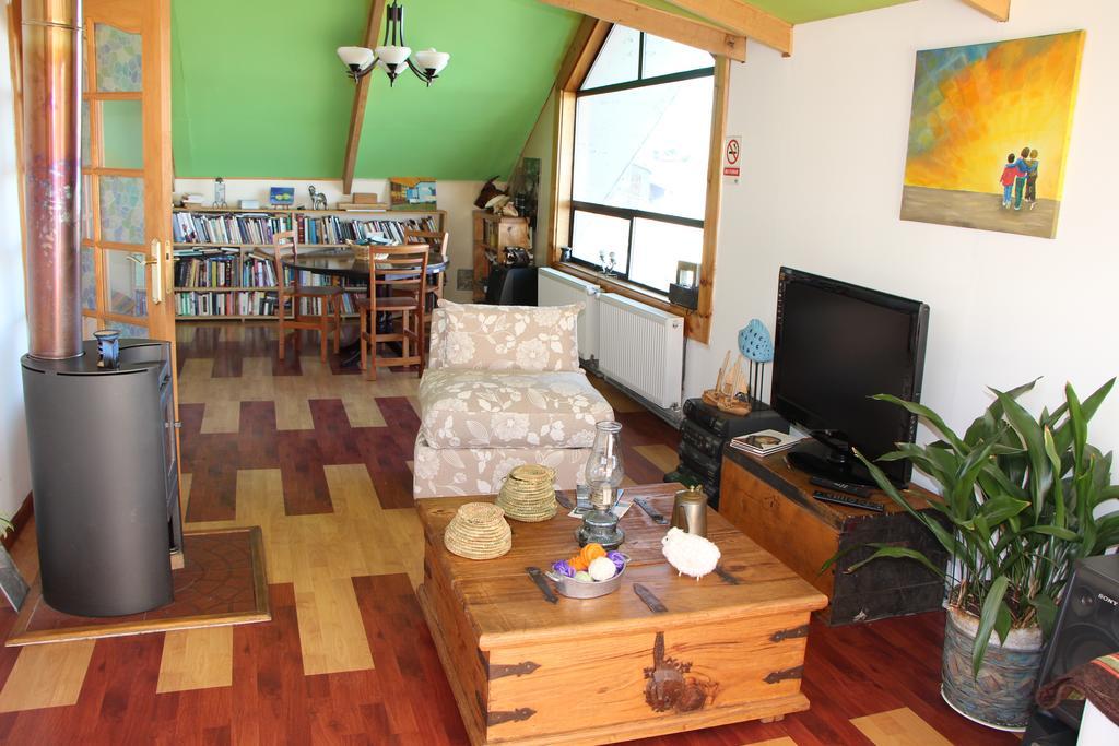 Hostal Fernando De Magalhaes Punta Arenas Ngoại thất bức ảnh